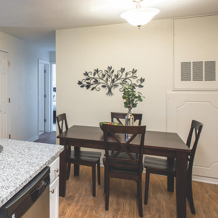 VWIL_Dining_Gallery VWIL_Dining_Gallery